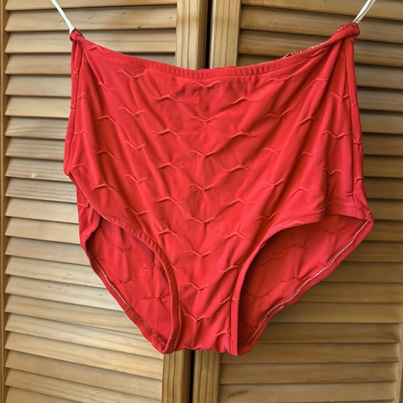 Calvin Klein vintage bikini in red, size 8. Tie top. High waisted. Some wear. - Picture 2 of 4